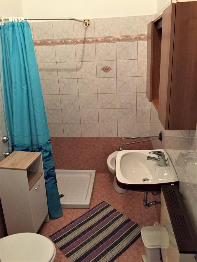 Tri Srca Apartments & Rooms Funtana Bagian luar foto